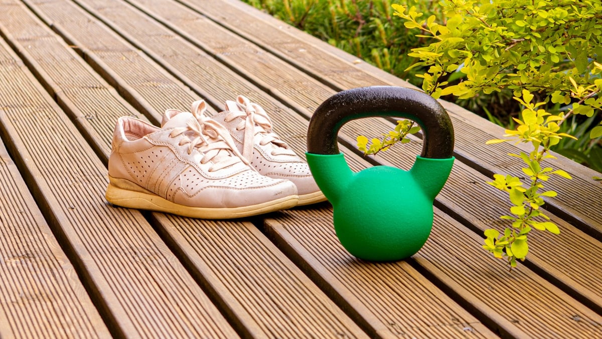 Part of everyday fitness routine — outdoor and kettlebell. What I more→ linktr.ee/alexsaks.inspiration